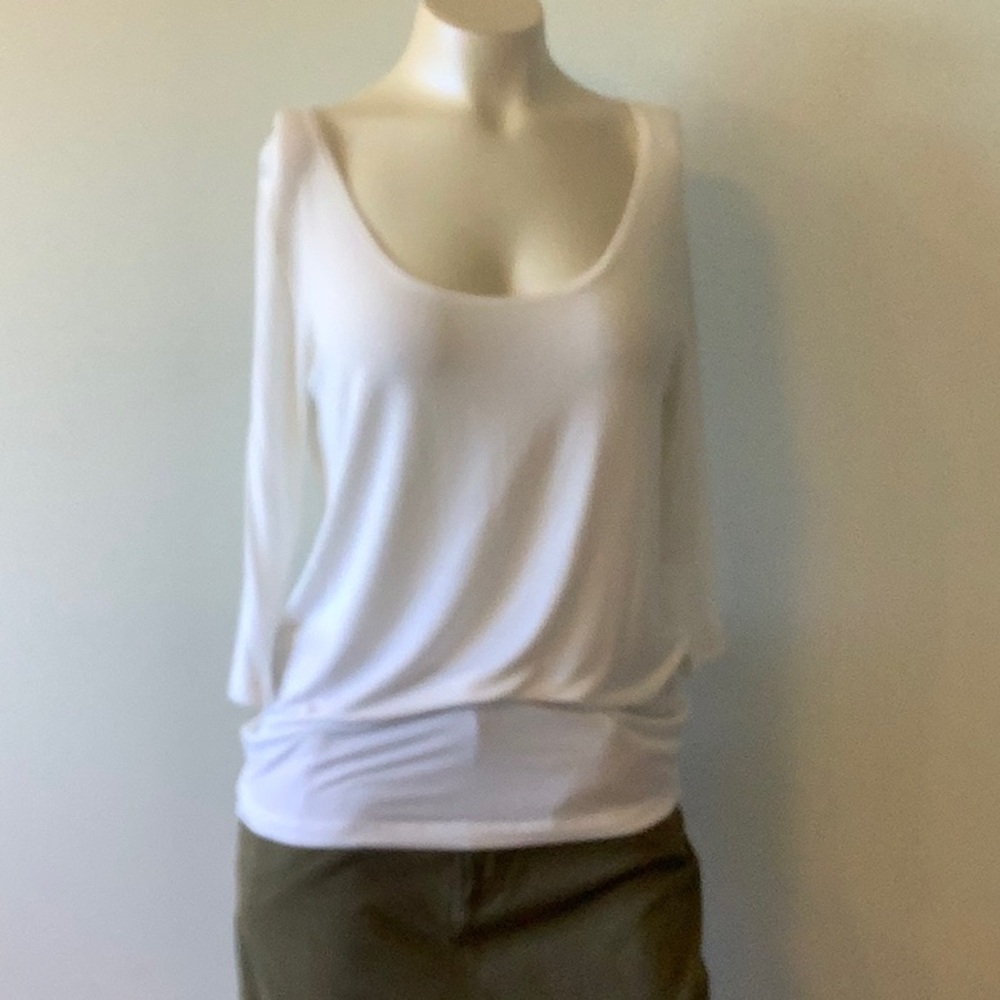 Bryn Walker Classic White 3/4 length sleeve Tshirt, size M - similar to an XL